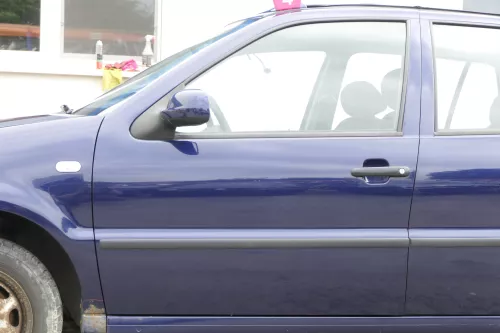 VW Polo 6N 6N2 Tür vorne links Fahrertür 4/5-Türer blau LB5N ohneAnbauteile