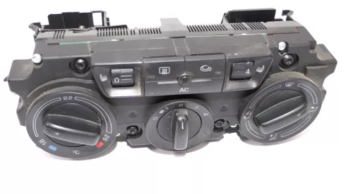 Skoda Octavia 1Z  Steuergerät Klimaanlage 1Z0820047M Heizungsbedienteil Sitzheiz