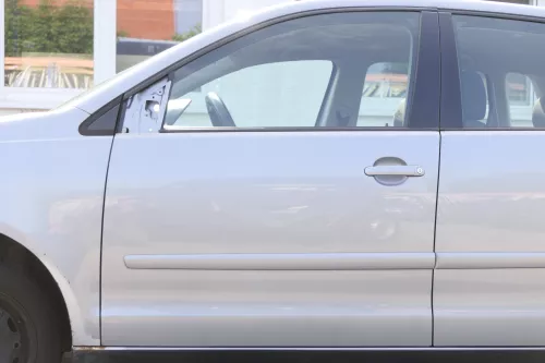 VW Polo 9N 9N3 Tür vorne links Fahrertür 4/5-Türer grau silber LA7R ohneAnbautei