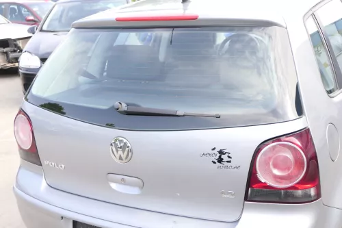 VW Polo 9N Fun Heckklappe Kofferraumklappe Klappe hinten silber LA7W metall (157411)