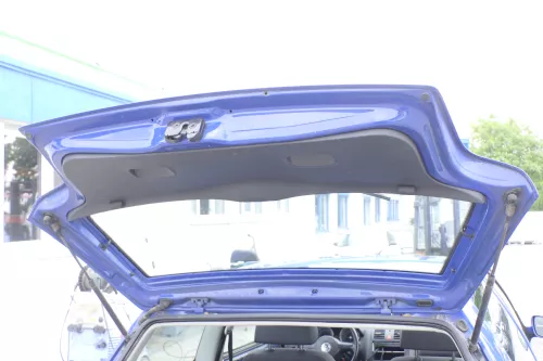 Polo 6N2 Heckklappe Klappe hinten Kofferraumklappe blau LA5C surfblue Scheibe (157475)