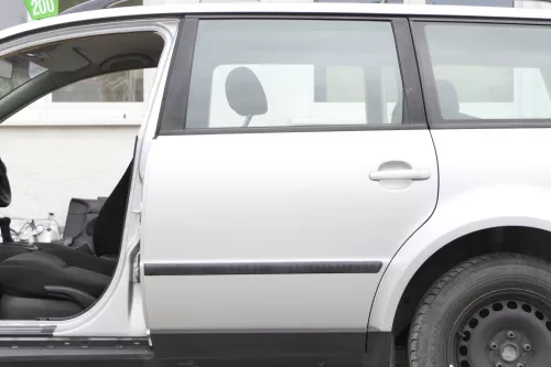 VW Passat 3B 3BG Kombi Variant Tür hinten links silber LA7W reflexsilber 157542