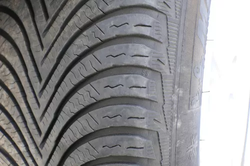 2x VW Passat 3C Golf Reifen Winterrreifen M&S 205/55 R16 94H 4-6mm NUR REIFEN (157671)