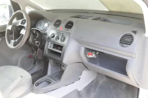 VW Caddy 3 2K Armaturenbrett Cockpit Amaturbrett anthraz -ohne Anbauteile (157683)