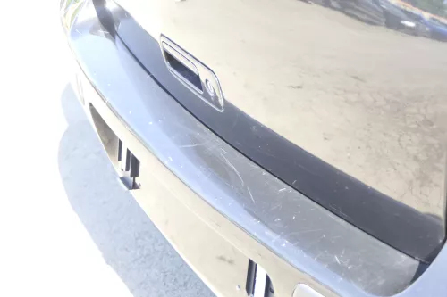 VW Golf 4 Limousine Stoßstange hinten Heckstoßstange Stoßfänger schwarz LC9Z m (157709)