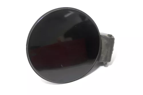 VW Golf 4 Limousine Tankdeckel Deckel Tank Tankverschluß schwarz LC9Z blackmagic (157710)