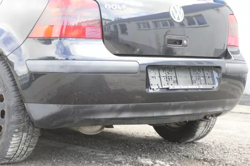 VW Golf 4 Limousine Stoßstange hinten Heckstoßstange Stoßfänger schwarz LC9Z p (157736)