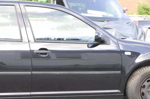 VW Golf 4 Bora Tür vorne rechts Beiahrertür 4/5-Türer+ Kombi schwarz LC9Z ohne A