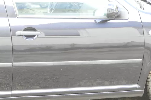 VW Golf 4 Bora Tür vorne rechts Beiahrertür 4/5-Türer+ Kombi schwarz LC9Z ohne A (157738)
