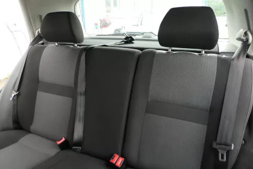 Golf 4 Limousine Sitz Rückbank Rücksitzbank Sitzfläche Sitze Kopfstützen schwarz (157744)