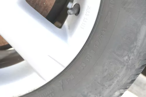 VW Passat 3C Golf Reifen Winterreifen 195/65R15 91T Alufelgen Felgen 3-4mm BBS (158059)