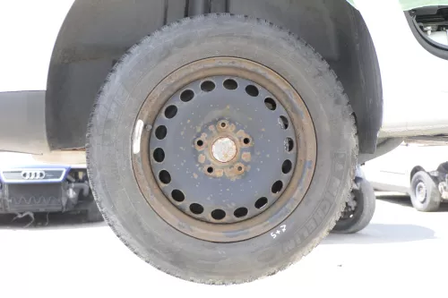 4x VW Golf 6 Plus 5M 195/65 R15 91T Winterreifen M+S Felgen Reifen M&S 5-7mm (158314)