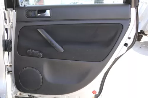 VW Passat 3BG Variant 4x Türverkleidung Verkleidung Tür vorne und hinten (158378)