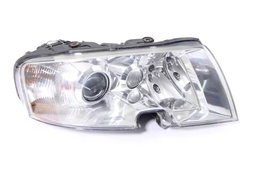 Skoda Superb 3U Scheinwerfer Xenon 3U1941018G rechts vorne (ohne Steuergeräte