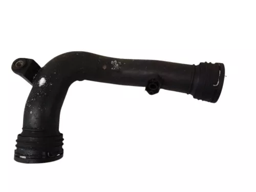 VW Touran Passsat 3C Ladeluftschlauch Schlauch Rohr 1K0145770AF 2,0 TDI BKD AZV (158481)