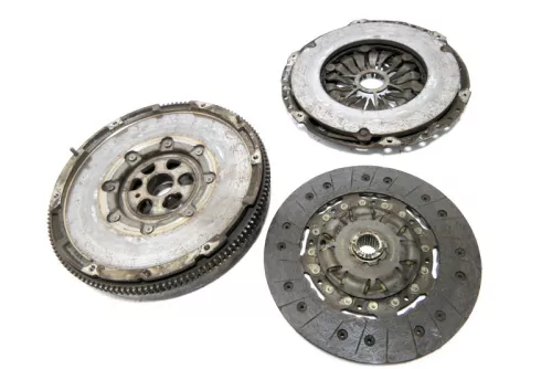 VW Touran Golf 5 Schwungrad Kupplung Zweimassenschwungrad BKD AZV BMM BMP2.0 TDI