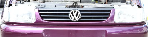 VW Polo 6N Kühlergrill Grillleiste lila LC4U vorne Leiste Grill VW Zeichen