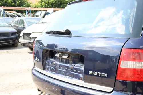 Audi A6 4B Kombi Avant Kofferraumklappe hinten Heckklappe Deckel blau LY5K (158571)