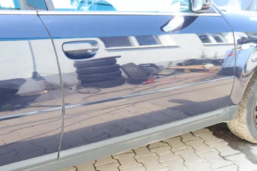 Audi A6 4B C5 Tür Türblatt vorne rechts Beifahrertür blau LY7K (158572)