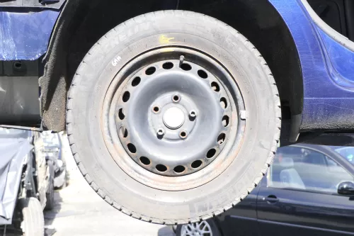 4x VW Golf 6 Plus 5M 195/65 R15 91T Winterreifen M+S Felgen Reifen M&S 6mm (158618)