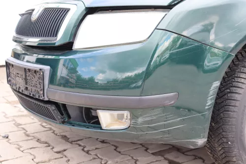 Skoda Fabia 6Y Stoßstange Stoßfänger vorne grün LF8C 2000-2004 (158661)