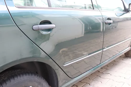 Skoda Fabia 6Y Limousine Schrägheck Tür hinten rechts grün LF8C (158667)