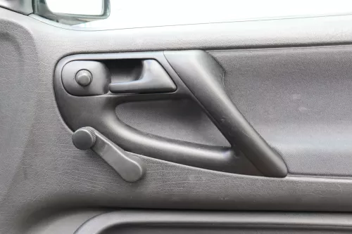 VW Polo 6N Türverkleidung Verkleidung Tür vorne links off-black (158822)