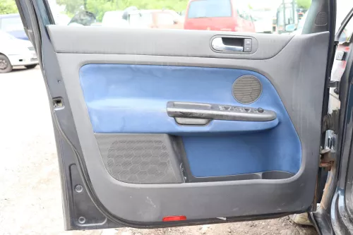 VW Golf Plus 5M 4x Türverkleidung Verkleidung Tür vorn hinten links blau (158863)