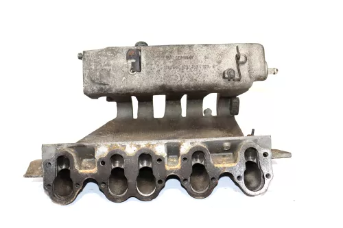 VW T4 Krümmer Ansaugkrümmer Ansaugbrücke Benziner 023133201B 2,5 ACU (158876)