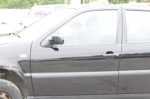 VW Polo 6N 6N2 Tür vorne links Fahrertür 4/5-Türer schwarz L041 ohneAnbauteile