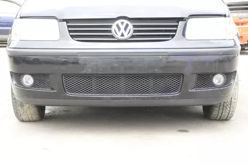 VW Polo 6N2 Stoßstange vorne Frontstoßstange Stoßfänger schwarz L041 +Grill