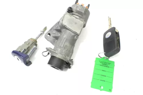 VW Passat 3BG Schloßsystem 1x Türschloß links 1x Schlüssel Schloß Zündschloß Fun (159009)