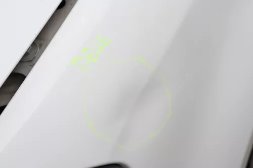 VW Fox Kotflügel vorne links weiß LB9A - Delle (159021)