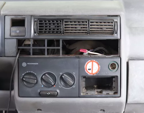 VW T4 Rahmen um Aschenbecher Abdeckung Zigarettenanzünder Lüftungsdüse