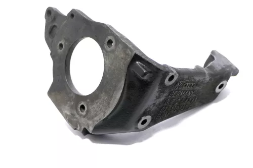 VW T4 Einspritzpumpe Halter Konsole 1.9 TDI ABL 028130147J (159079)