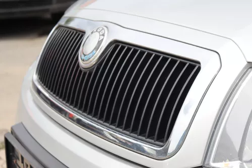 Skoda Fabia 6Y Motorhaube KLappe vorne silber grau LF7T OHNE Grill KEIN-GRILL (159093)