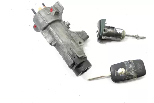VW Passat 3B Schloßsystem 1x Türschloß 1x Schlüssel Schloß Tür Zündschloß