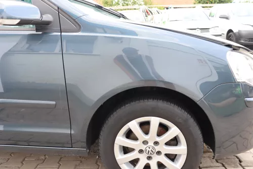 VW Polo 9N3 Kotflügel vorne rechts grau LC7V (159163)