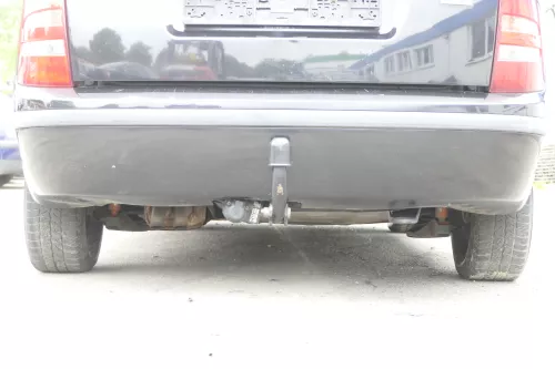 Skoda Fabia 6Y Kombi Combi Stoßstange hinten Heckstoßstange schwarz LF9R