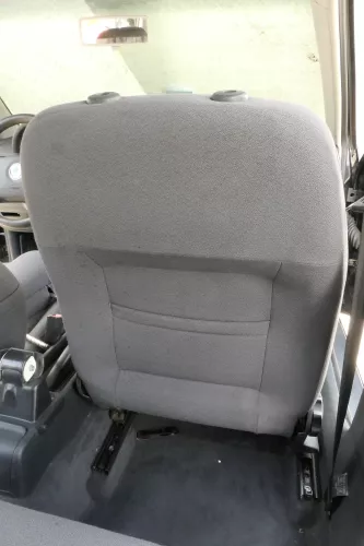 VW Caddy 3 2k Sitz Fahrersitz vorne links +rechts Beifahrersitz Sitzheizung (159297)