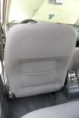 VW Caddy 3 2k Sitz Fahrersitz vorne links +rechts Beifahrersitz Sitzheizung (159297)