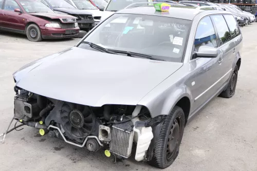 VW Passat 3BG Steuergerät Airbag Airbagsteuergerät 1C0909605B 00A 1C0909605N 04