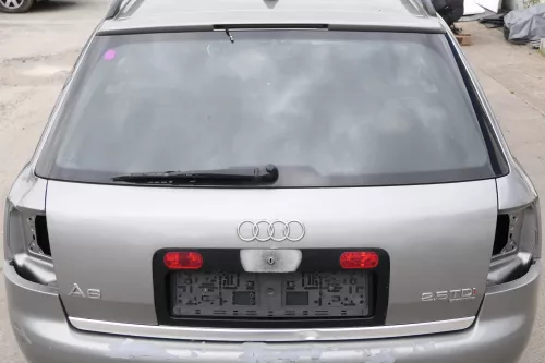 Audi A6 4B Kombi Avant Kofferraumklappe hinten Heckklappe Deckel grau LY7Q (159337)