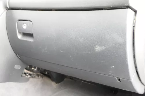 Audi A6 4B C5 Handschuhfach 4Z7857035  6PS soul schwarz