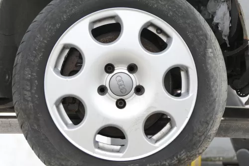 4x Audi A4 8E A6 4B Alufelgen 205/55 R16 91V Speedline 8E0601025F 7x16 H2 ET42 (159355)