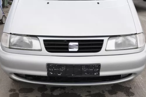 Seat Alhambra 7V 7M Kühlergrill Grill silber LB7Z satinsilber
