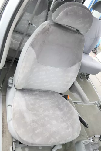 VW Sharan 7M Sitz vorne rechts Beifahrersitz auch Camper Bulli Armlehne Tisch