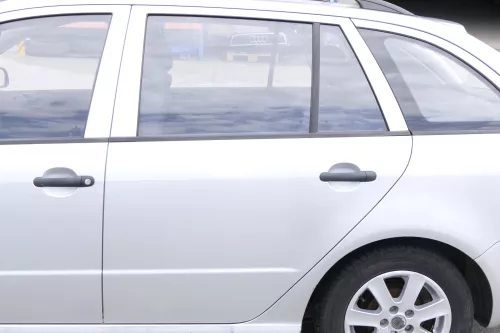 Fabia 6Y Combi Variant Kombi Tür hinten links grau silber LF7T ohne Anbauteile