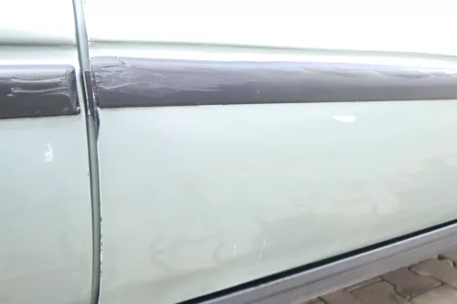 Audi 80 90 Tür vorne rechts Beifahrertür Rahmen Türblatt grün LY6N ohneAnbauteil (159841)