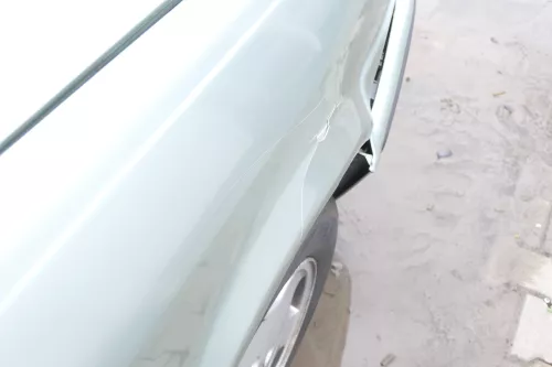 Audi 80 Kotflügel vorne rechts grün LY6N - Beule - Dellen (159845)